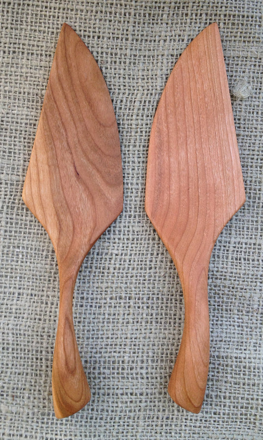 Cake or Pie Cutter/Server in Cherry Wood